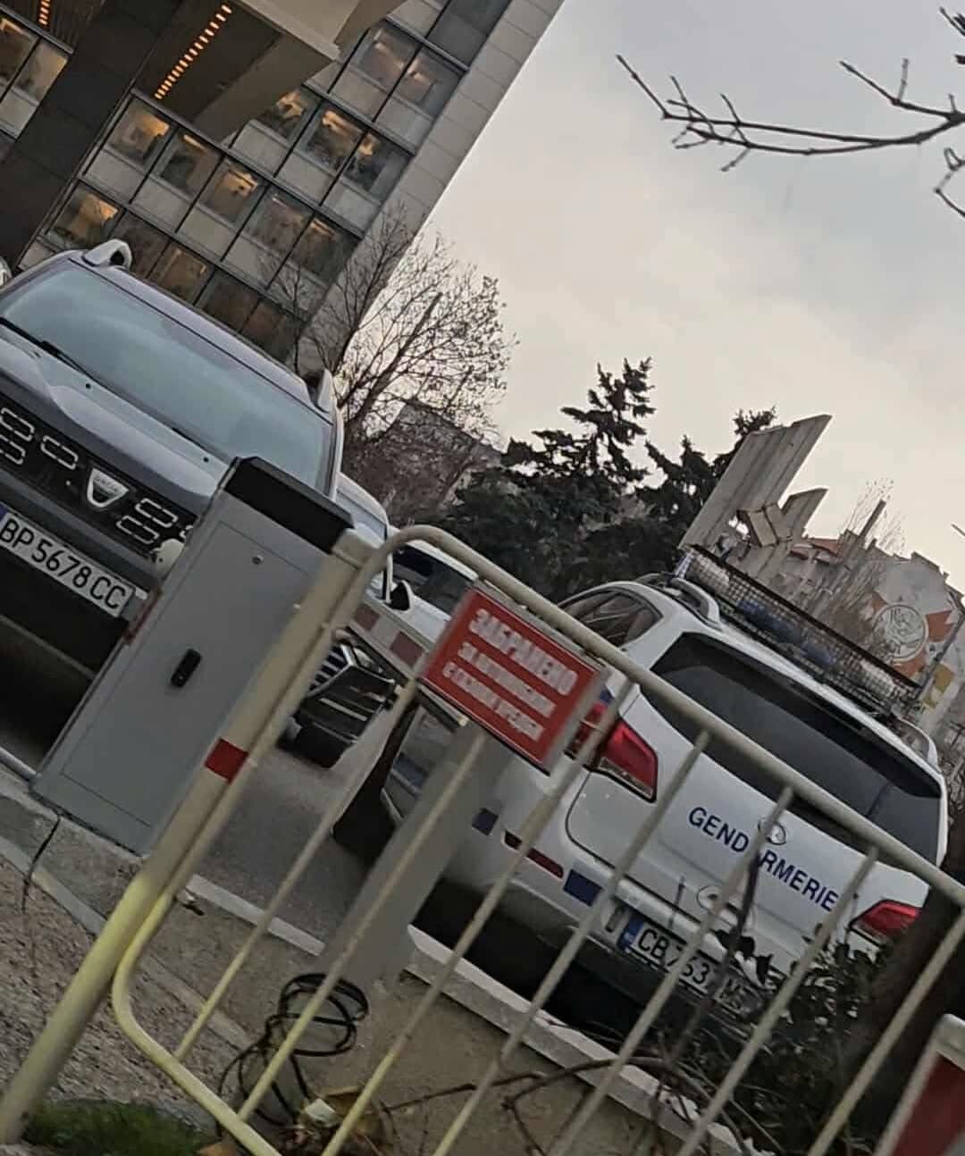 1173310601624810