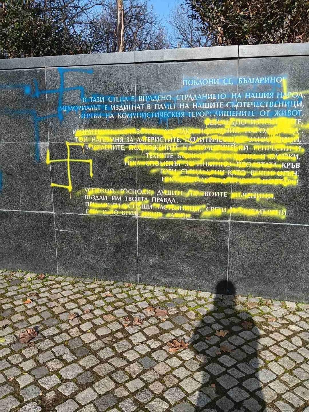 696619745960567