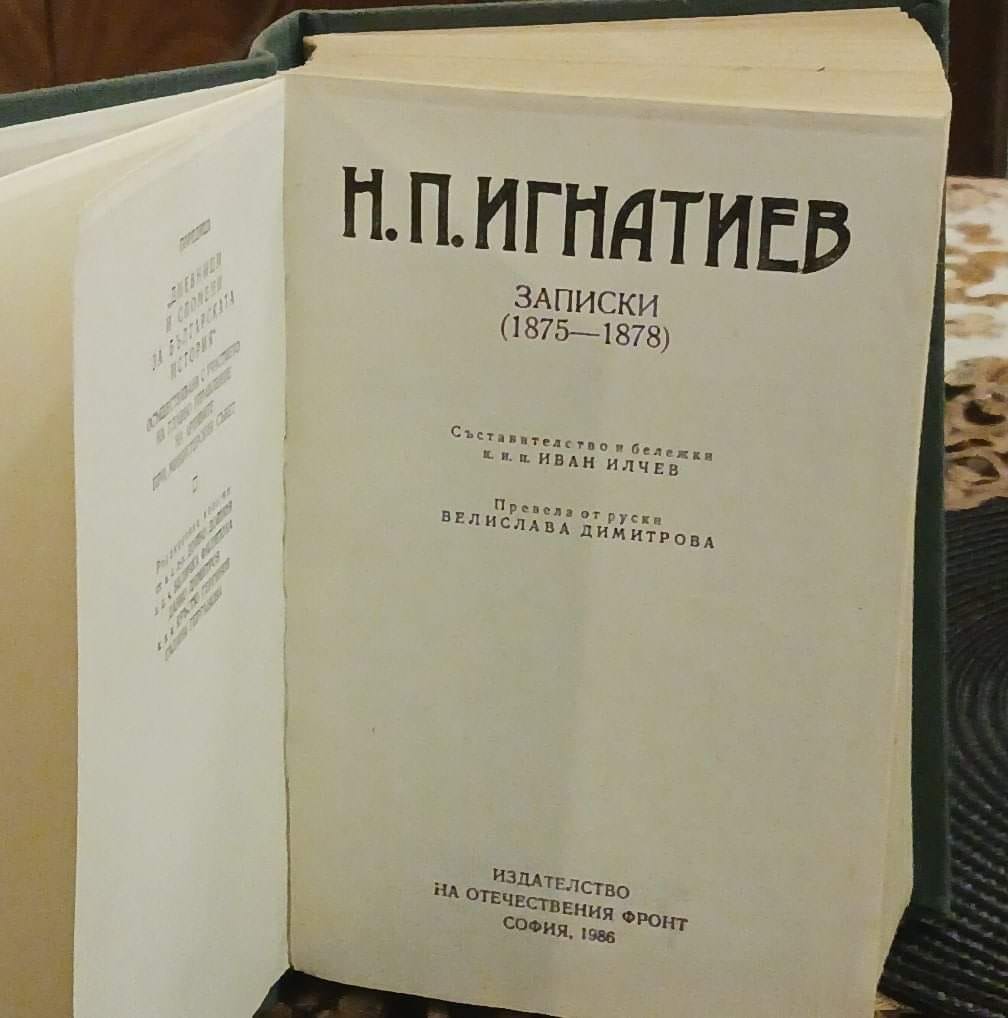 700105565611985